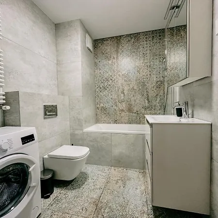 Lejlighed By The River *